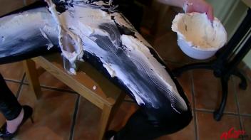 Get A Taste Of Sweet Leony Screencap 21 on www.sinx.com