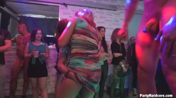 Party Hardcore Gone Crazy Vol. 31 Part 7 - Cam 2 Screencap 31 on www.sinx.com