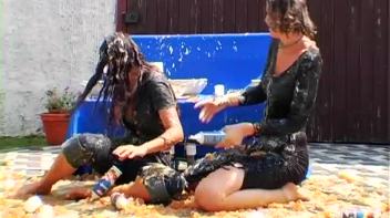 Peaches and Cream Mess Screencap 53 on www.sinx.com