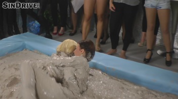 Muddy Wrestling: Pornstar Power - Nathaly Cherie vs. Vanessa Screencap 11 on www.sinx.com