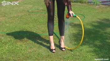 Messy blonde hoses herself down Screencap 28 on www.sinx.com