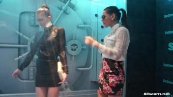 Looking Good In Wetlook Screencap 10 on www.sinx.com