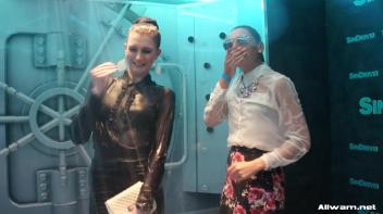 Looking Good In Wetlook Screencap 13 on www.sinx.com