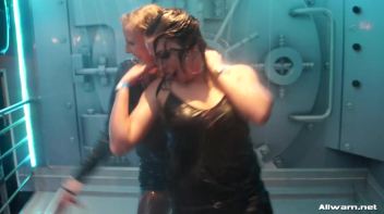 Looking Good In Wetlook Screencap 23 on www.sinx.com