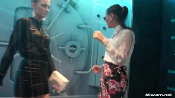 Looking Good In Wetlook Screencap 3 on www.sinx.com