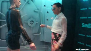 Looking Good In Wetlook Screencap 4 on www.sinx.com