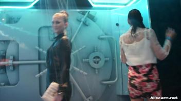 Looking Good In Wetlook Screencap 5 on www.sinx.com