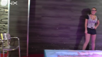 Mud Wrestling Doubles Competition Screencap 5 on www.sinx.com