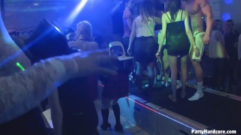 Party Hardcore Gone Crazy Vol. 32 Part 6 - Cam 1 Screencap 48 on www.sinx.com