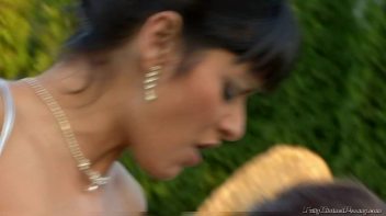 Castle Hotel Affairs Chapter III - Always A Pleasure, Madame! Screencap 30 on www.sinx.com