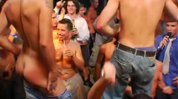 Twinks In Heat Part 1 Screencap 60 on www.sinx.com