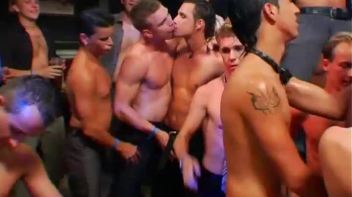 Twinks In Heat Part 1 Screencap 75 on www.sinx.com