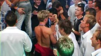 Twinks In Heat Part 1 Screencap 31 on www.sinx.com