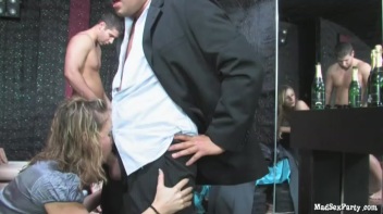 The V.I.P. Room P3 Screencap 93 on www.sinx.com