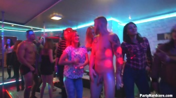 Party Hardcore Gone Crazy Vol. 31 Part 7 - Cam 1 Screencap 87 on www.sinx.com