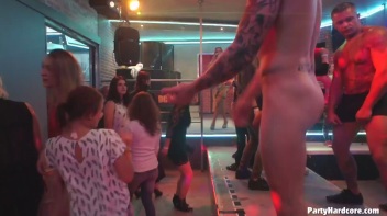 Party Hardcore Gone Crazy Vol. 31 Part 7 - Cam 1 Screencap 72 on www.sinx.com