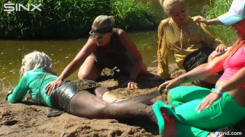 Hot girls wrestle in mud Screencap 5 on www.sinx.com