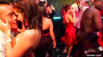 Pussy Casino Part 3 - Cam 1 Screencap 55 on www.sinx.com