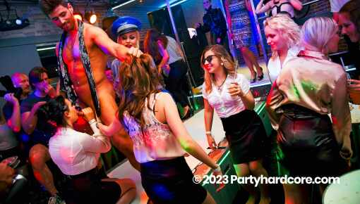 Latest deal - Party Hardcore Gone Crazy Vol. 28 Part 4 - Main Edit