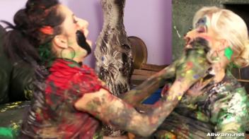 Extreme Makeover! Screencap 101 on www.sinx.com