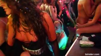 Pump It Up Part 4 - Cam 2 Screencap 69 on www.sinx.com