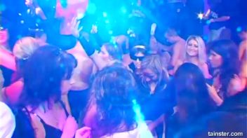 Pump It Up Part 4 - Cam 2 Screencap 24 on www.sinx.com