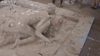 Muddy Wrestling: Fired Up Eurobabes Bring On The Mess - Audience Gets It! Screencap 82 on www.sinx.com