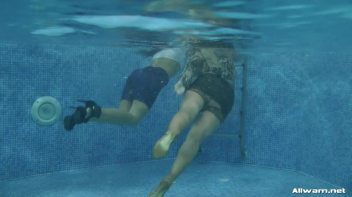 Splash That Ass Screencap 75 on www.sinx.com