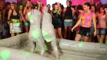 Eurobabes Love To Slam Their Faces Into The Mud Screencap 27 on www.sinx.com