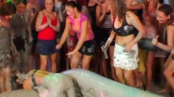 Eurobabes Love To Slam Their Faces Into The Mud Screencap 36 on www.sinx.com