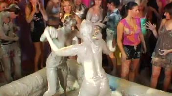 Eurobabes Love To Slam Their Faces Into The Mud Screencap 71 on www.sinx.com