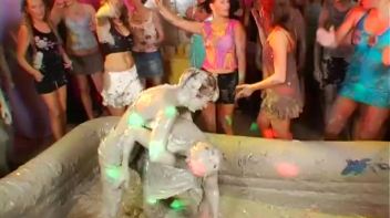 Eurobabes Love To Slam Their Faces Into The Mud Screencap 72 on www.sinx.com