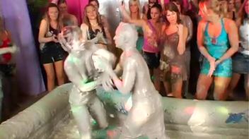 Eurobabes Love To Slam Their Faces Into The Mud Screencap 73 on www.sinx.com