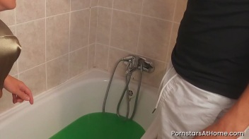 Claudia Macc Gets Covered In Slime After Fucking Her Neighbour Screencap 11 on www.sinx.com