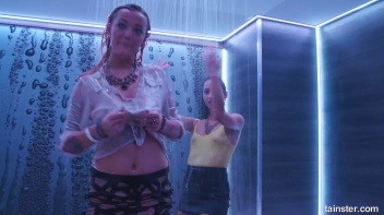 The Shower Brings Sensual Power! Screencap 16 on www.sinx.com