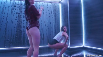 The Shower Brings Sensual Power! Screencap 45 on www.sinx.com