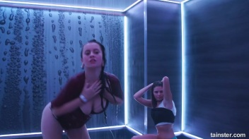 The Shower Brings Sensual Power! Screencap 47 on www.sinx.com