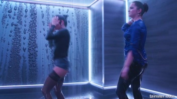 The Shower Brings Sensual Power! Screencap 59 on www.sinx.com