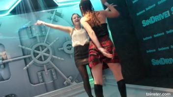 Allwam babes sharing their wet fun Screencap 26 on www.sinx.com