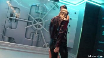 Allwam babes sharing their wet fun Screencap 35 on www.sinx.com