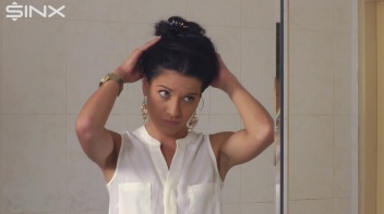 Raven Haired Babe Shampoos And Lathers Up Screencap 4 on www.sinx.com