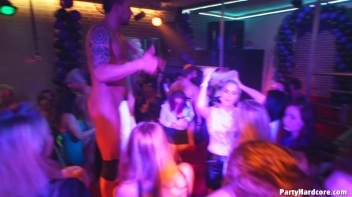 Party Hardcore Gone Crazy Vol. 38 Part 5 - Cam 3 Screencap 105 on www.sinx.com