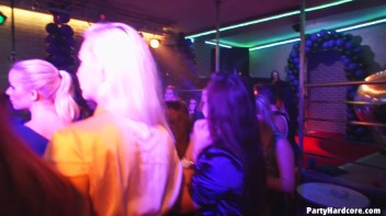 Party Hardcore Gone Crazy Vol. 38 Part 5 - Cam 3 Screencap 55 on www.sinx.com