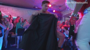 Party Hardcore Gone Crazy Vol. 24 Part 3 - Cam 1 Screencap 32 on www.sinx.com