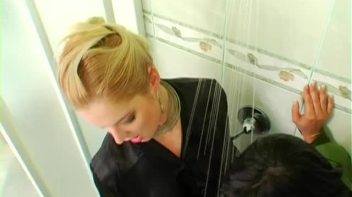 Eurobabes Take a Wetlook Shower Screencap 18 on www.sinx.com