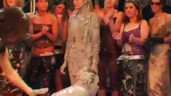 Kia Winston vs. Alexis Screencap 69 on www.sinx.com