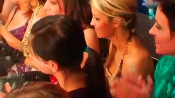 Kia Winston vs. Alexis Screencap 73 on www.sinx.com