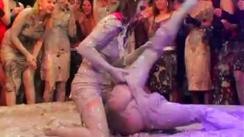 Kia Winston vs. Alexis Screencap 79 on www.sinx.com