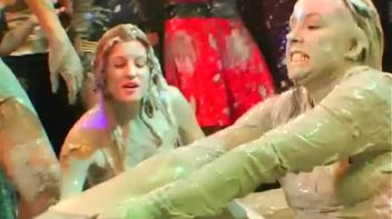 Kia Winston vs. Alexis Screencap 81 on www.sinx.com