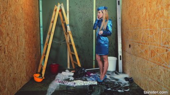 Shiny, Slimy, and Satisfied To The Max! Screencap 1 on www.sinx.com